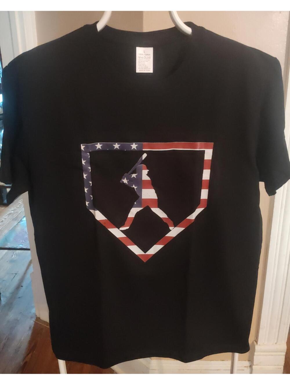 NWOT - American Flag MLB logo - cotton tee - L - black